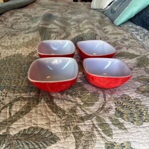Mid-Century Modern Magic: Vintage Red Pyrex #410 Square 12 oz Bowls (Set of 4)"